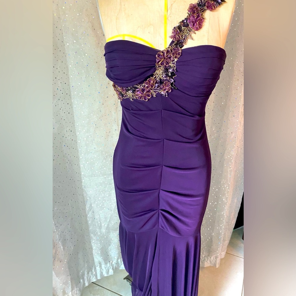 Vintage over the shoulder , violet, mermaid gown . Scape by sales Fith Avenue.